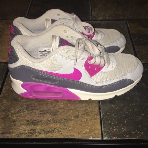 Nike Shoes - Nike air max size 8.5